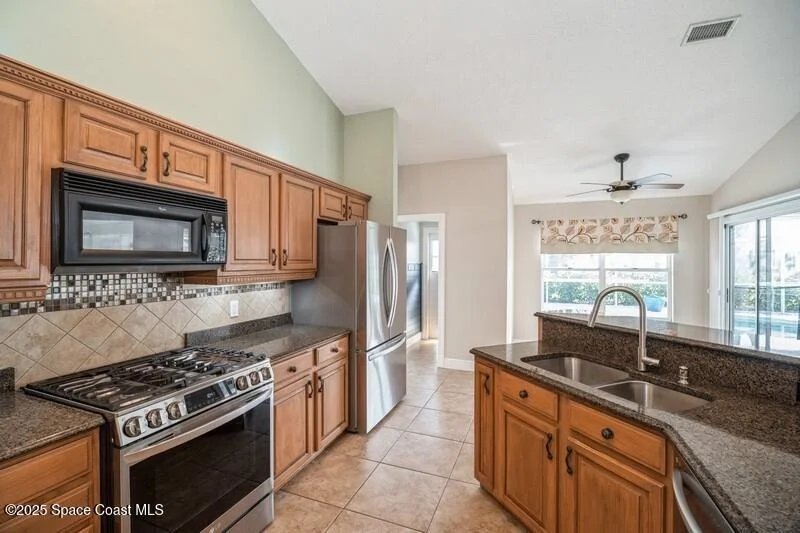 Photo of 586 Deerfield Drive