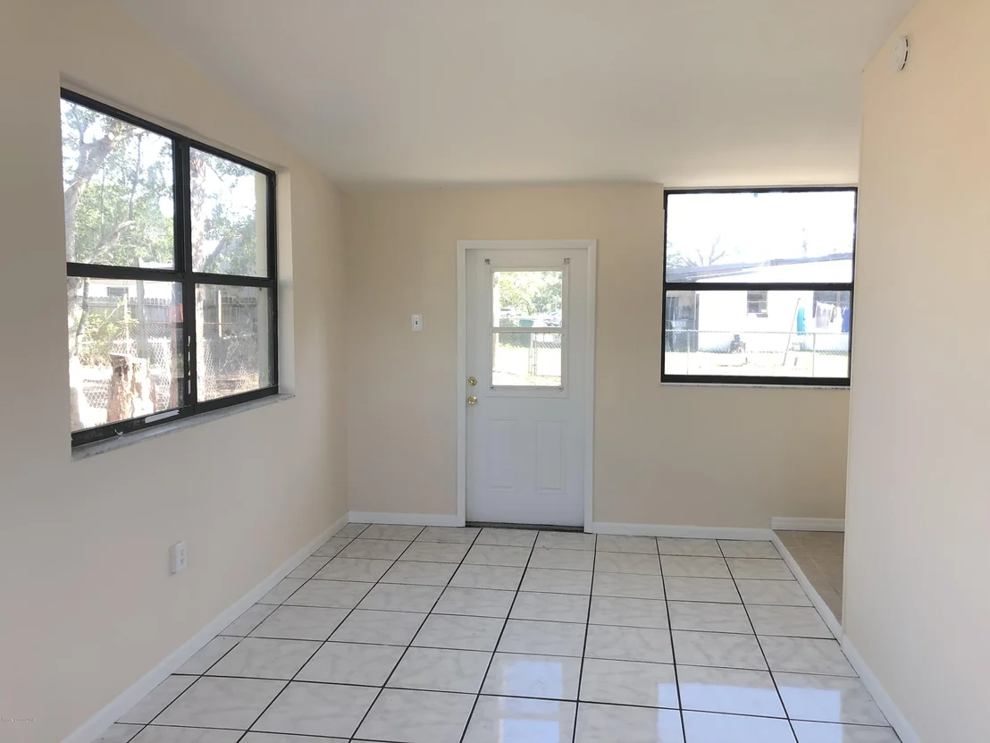 Photo of 1109 Alamanda Lane