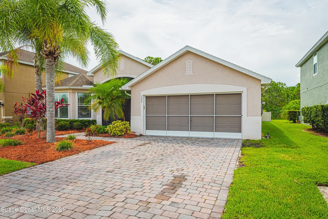 Photo of 324 Abernathy Circle