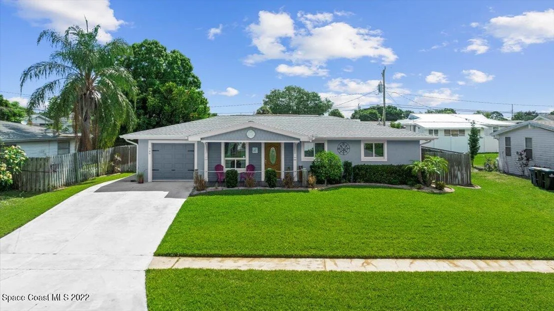 Photo of 749 Badger Drive NE