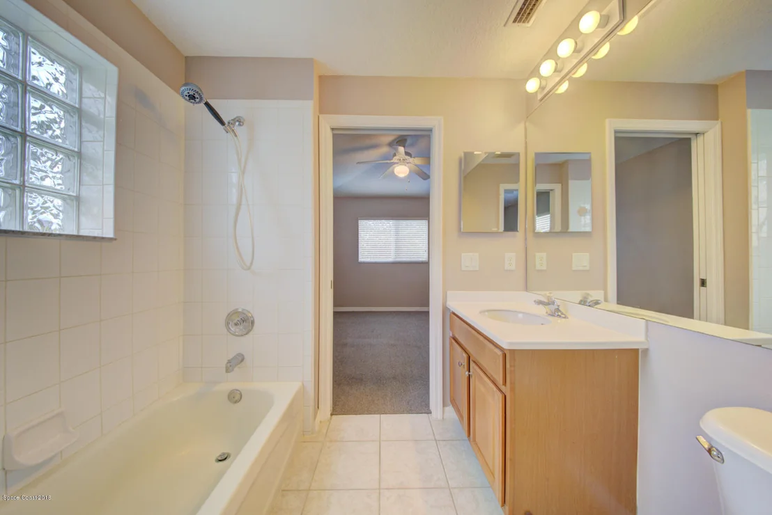 Photo of 903 Rosalind Place