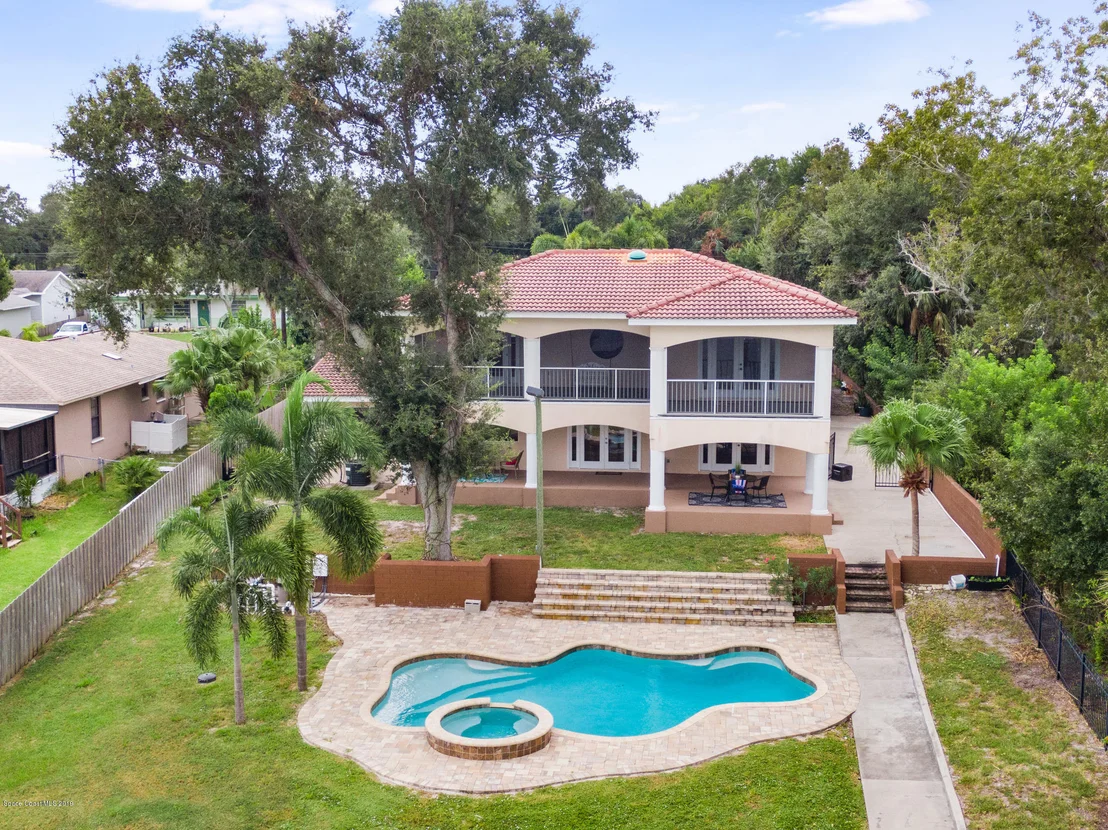 Photo of 984 Placid Drive