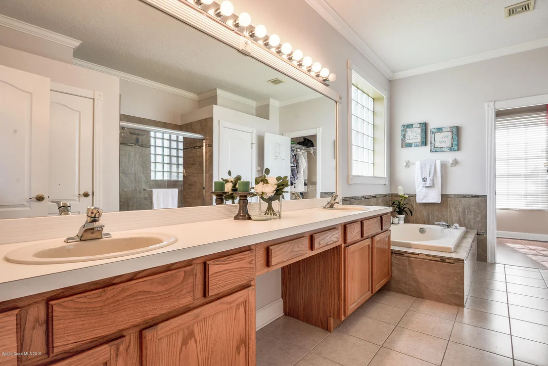 Photo of 759 Autumn Glen Drive