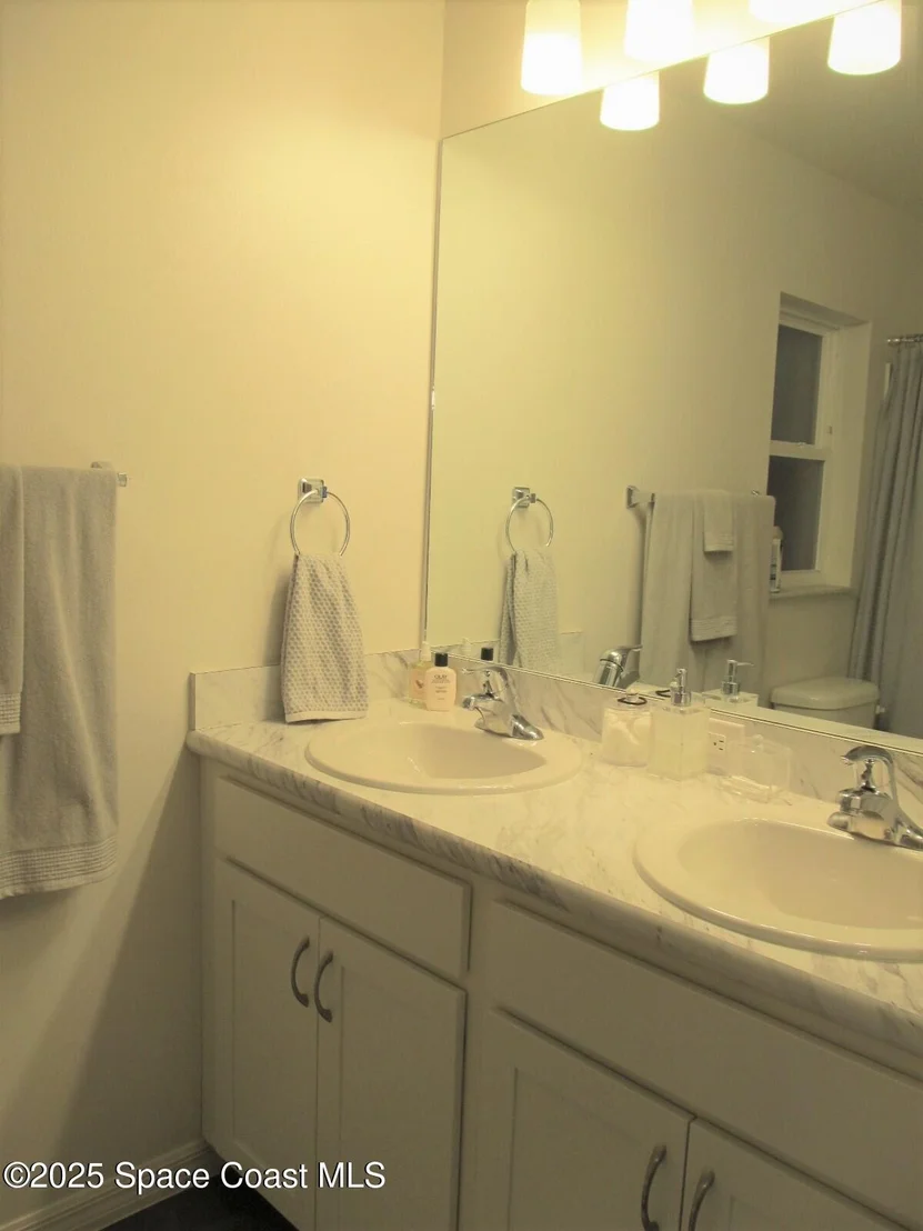Photo of 2811 Detached Circle SE
