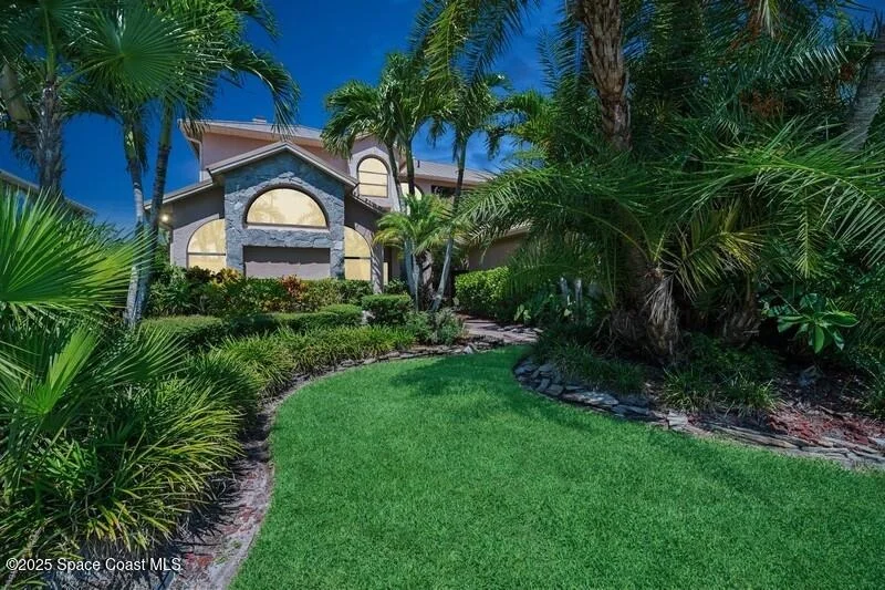 Photo of 484 Lanternback Island Drive