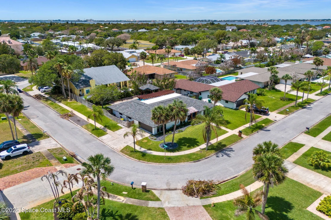 Photo of 127 Sand Pine Road