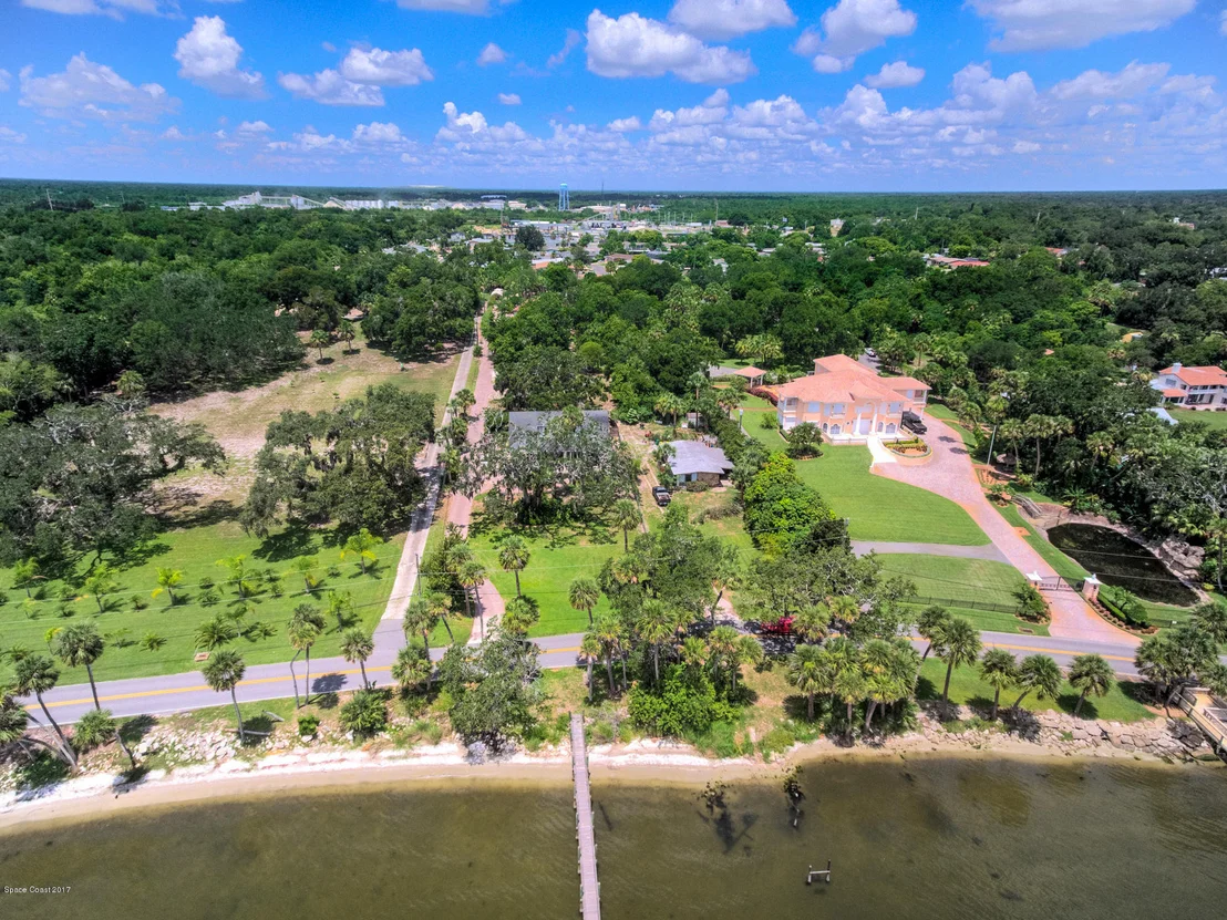 Photo of 3513 N Indian River Drive