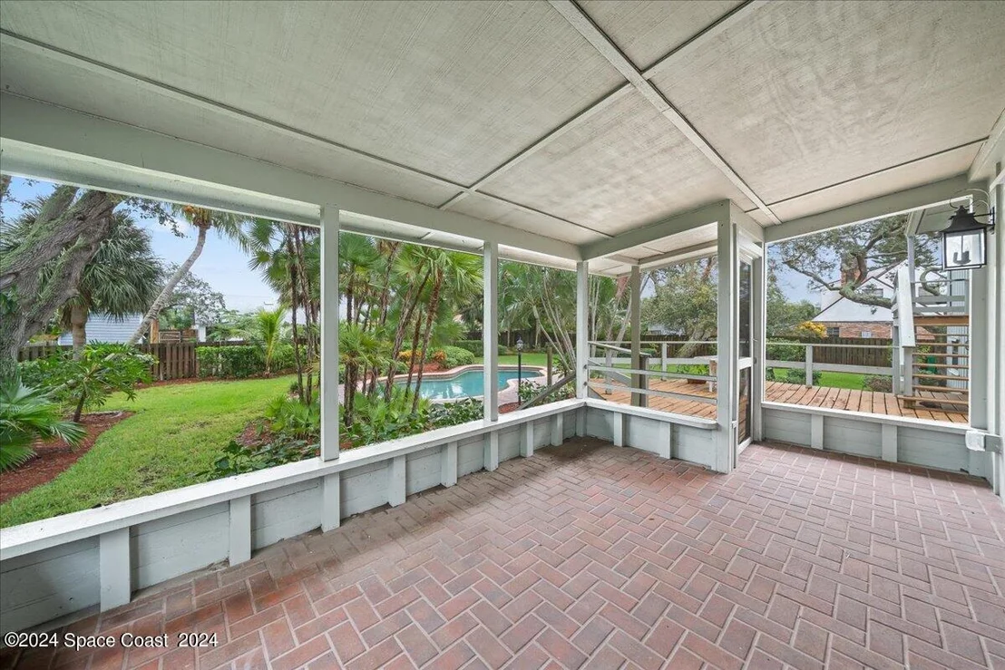 Photo of 589 Spindle Palm Drive
