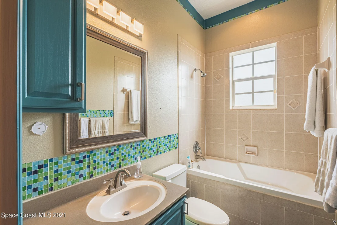 Photo of 585 Amber Lane