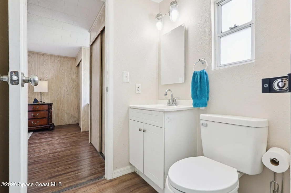 Photo of 2539 Chatham Way NE