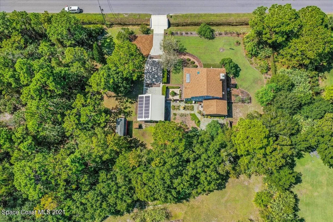 Photo of 1825 Eva Lane