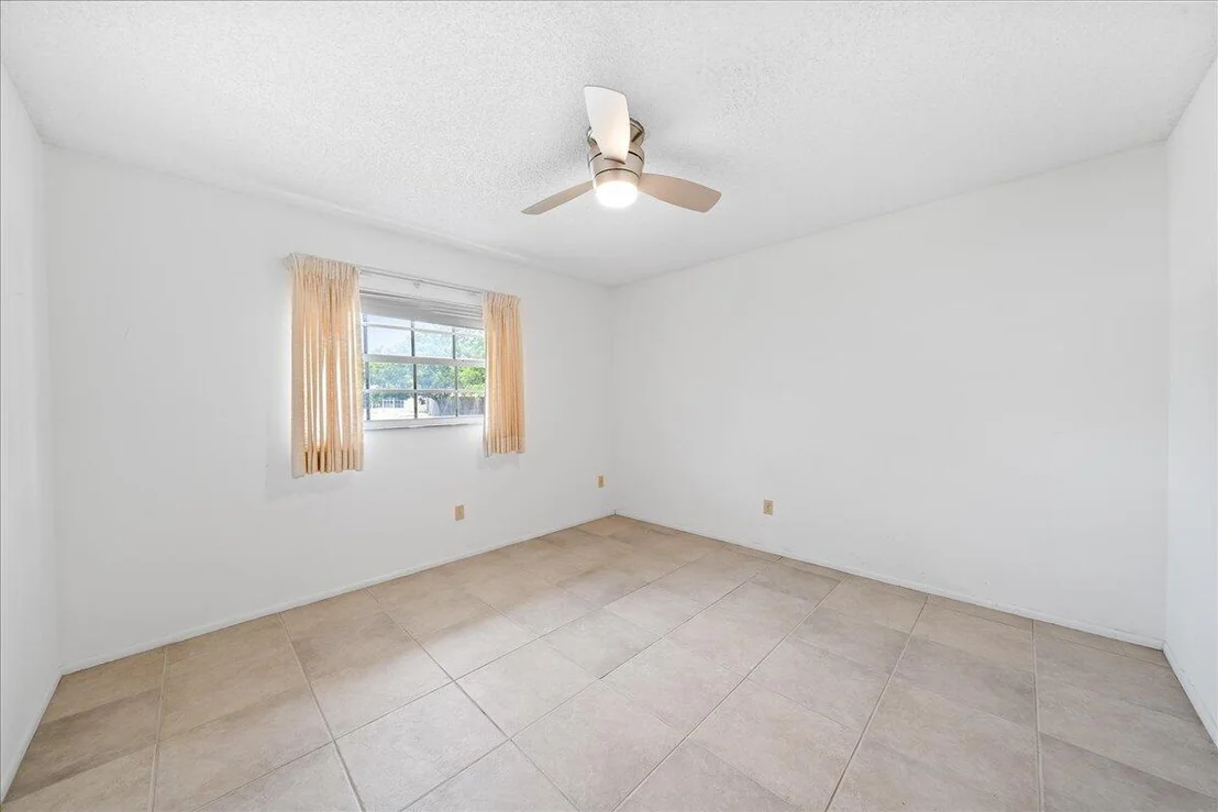 Photo of 1902 Cedar Lane