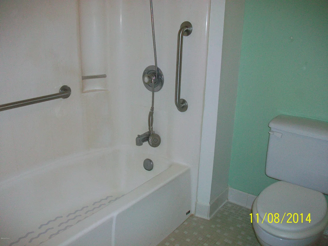 Photo of Unit 1213 at 305 Tangle Run Boulevard