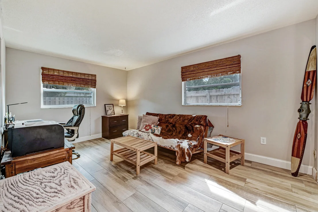 Photo of 205 Rose Drive