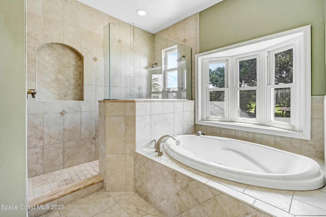 Photo of 1428 Gleneagles Way