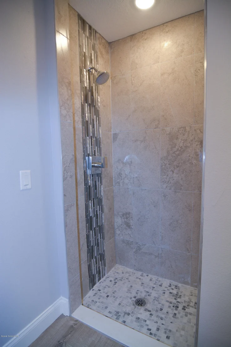Photo of 1211 Bard Lane NE