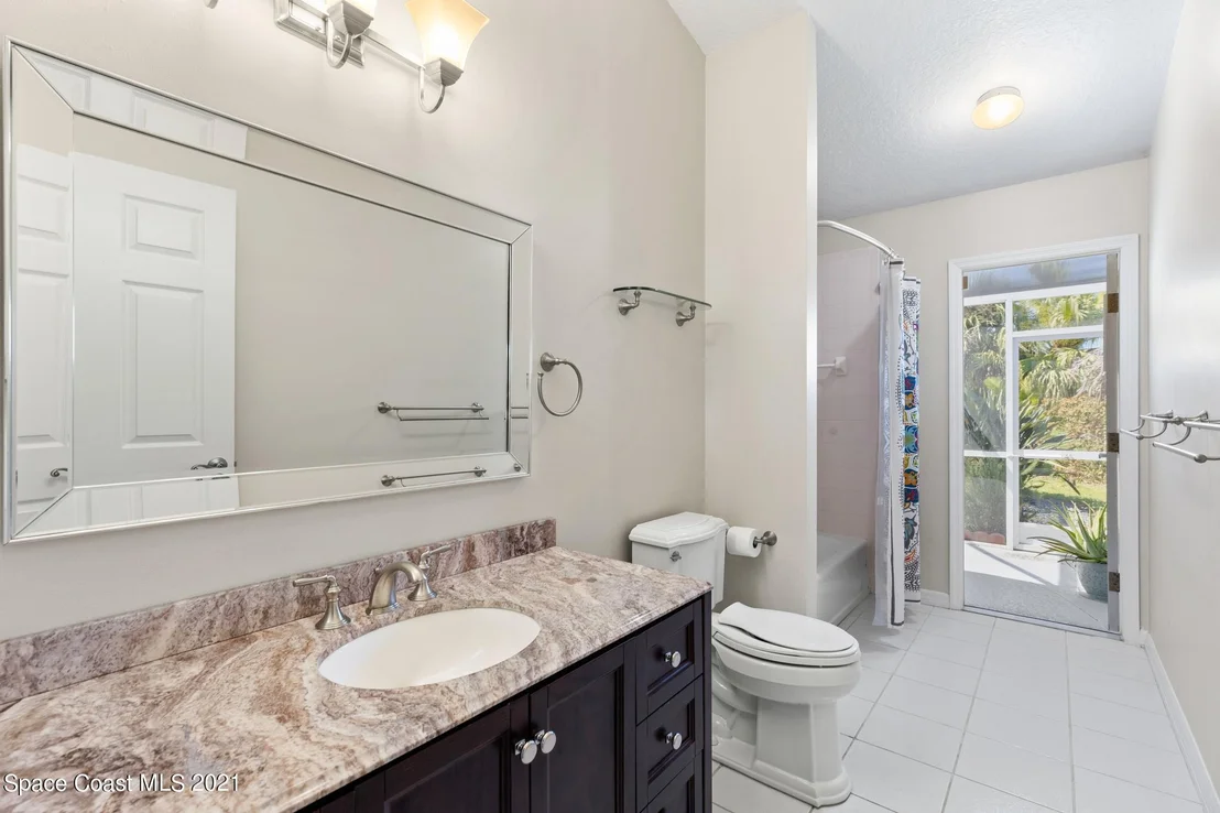 Photo of 970 Somerset Lane