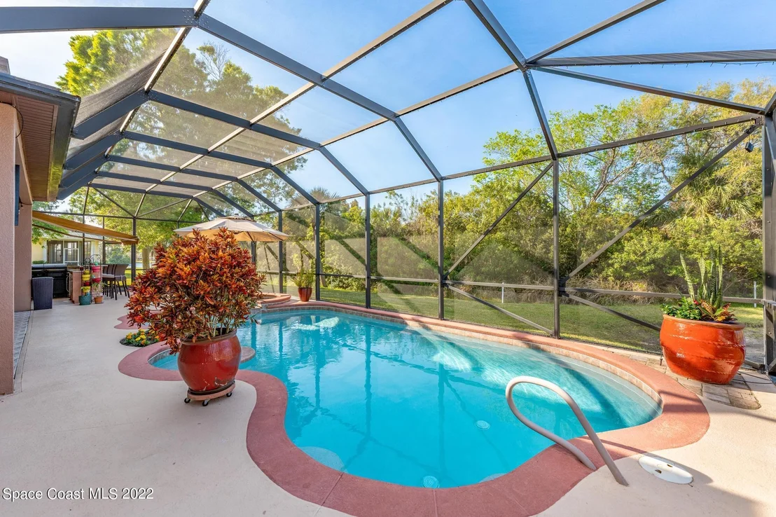 Photo of 1358 Centennial Way