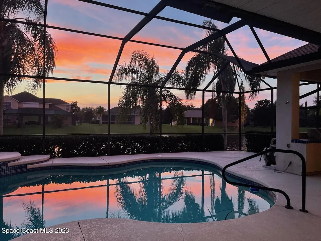 Photo of 1061 Stratford Place