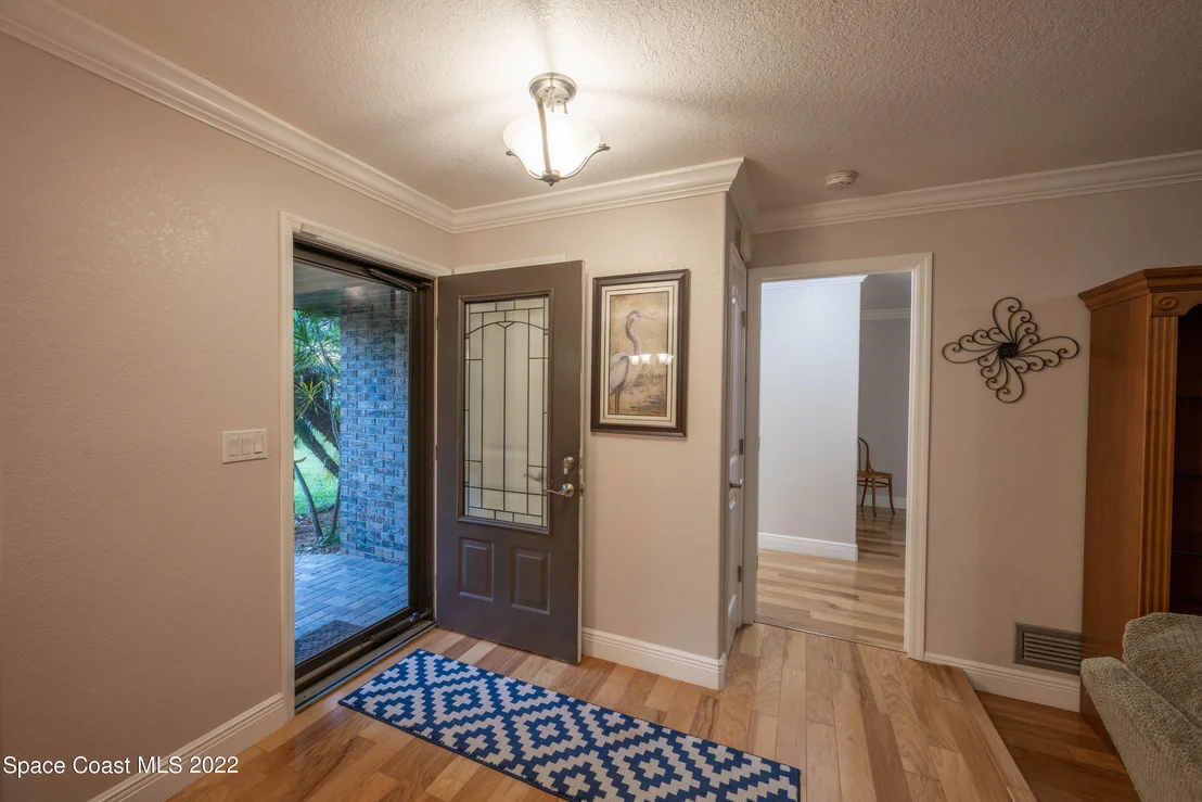 Photo of 6691 Towhee Drive