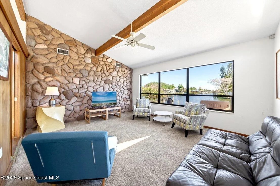 Photo of 200 Rose Drive