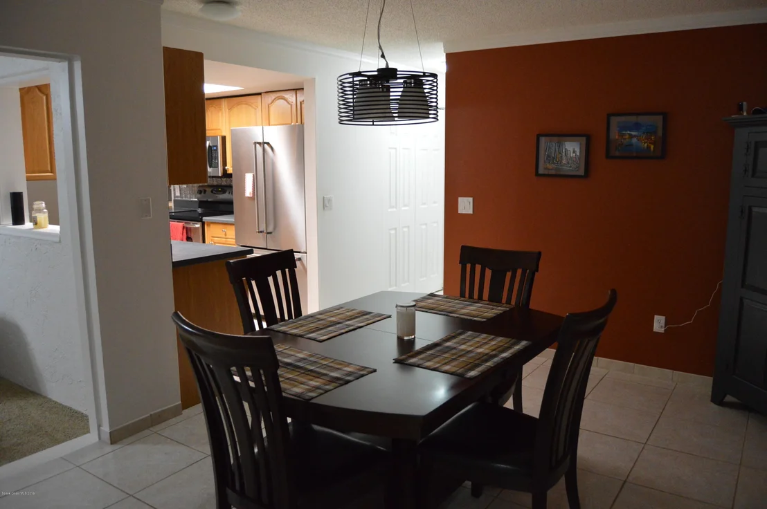 Photo of 501 Ford Circle W