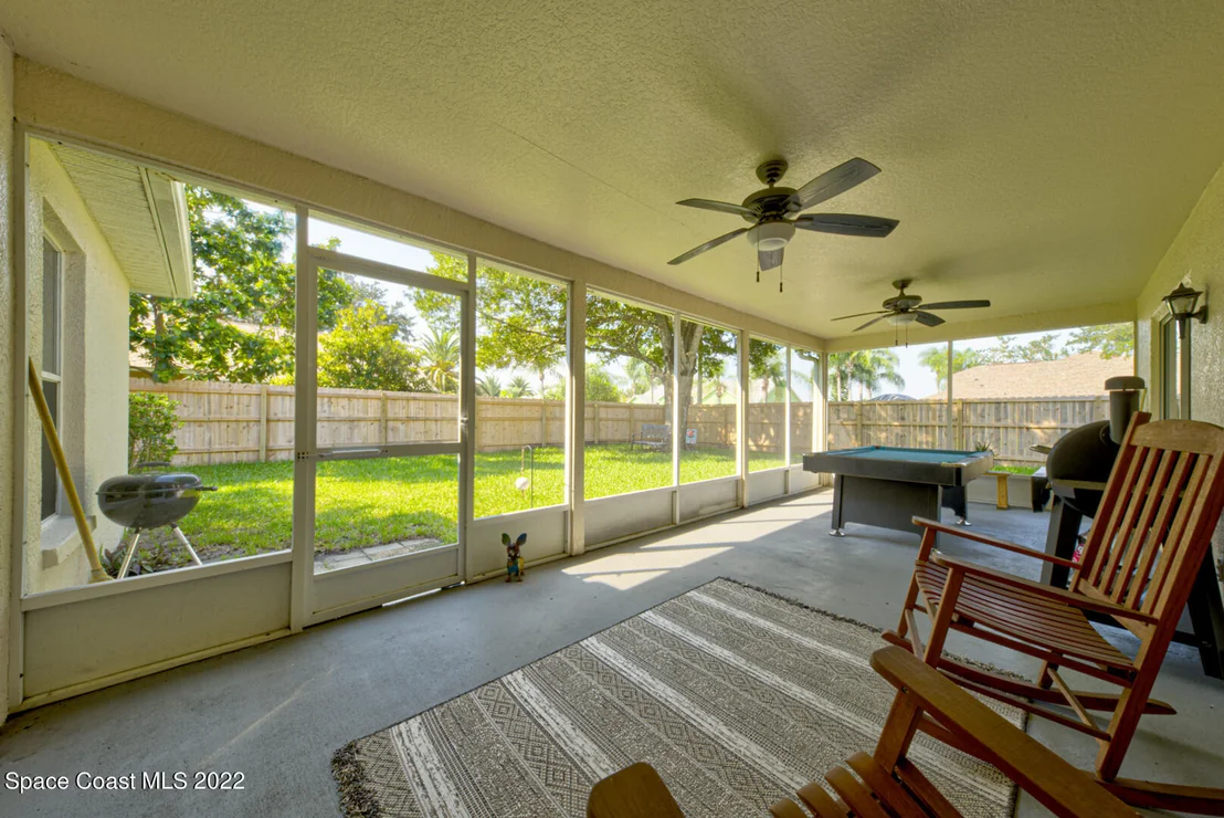 Photo of 985 Pelican Lane