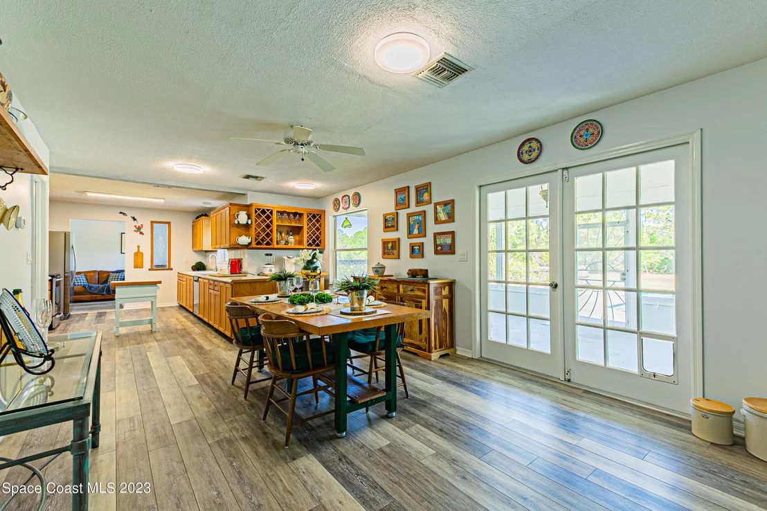 Photo of 2720 Pomello Road