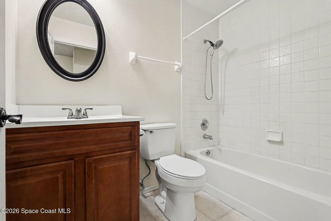 Photo of 882 Wateroak Drive NE