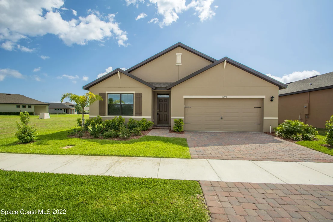 Photo of 6790 Canterbridge Drive