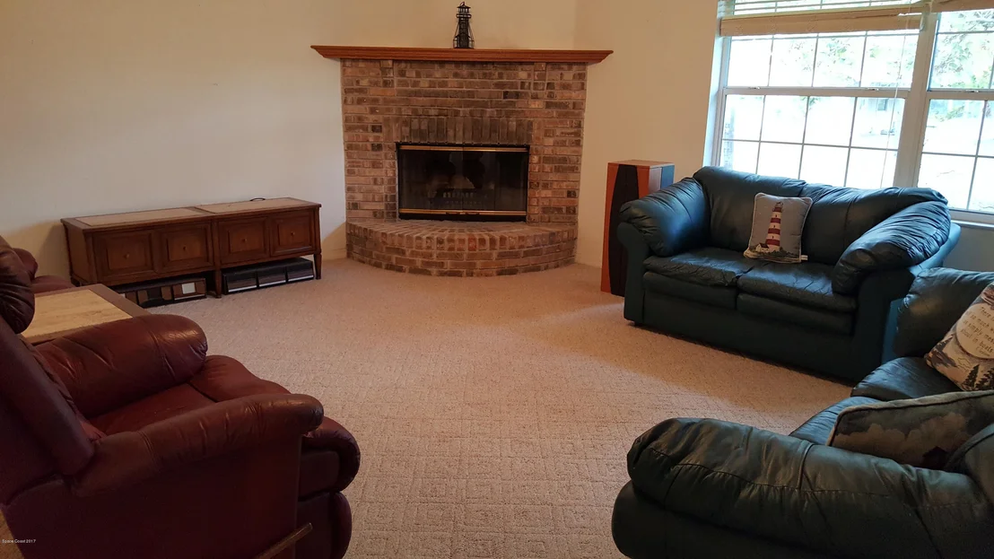 Photo of 3950 Burkholm Road