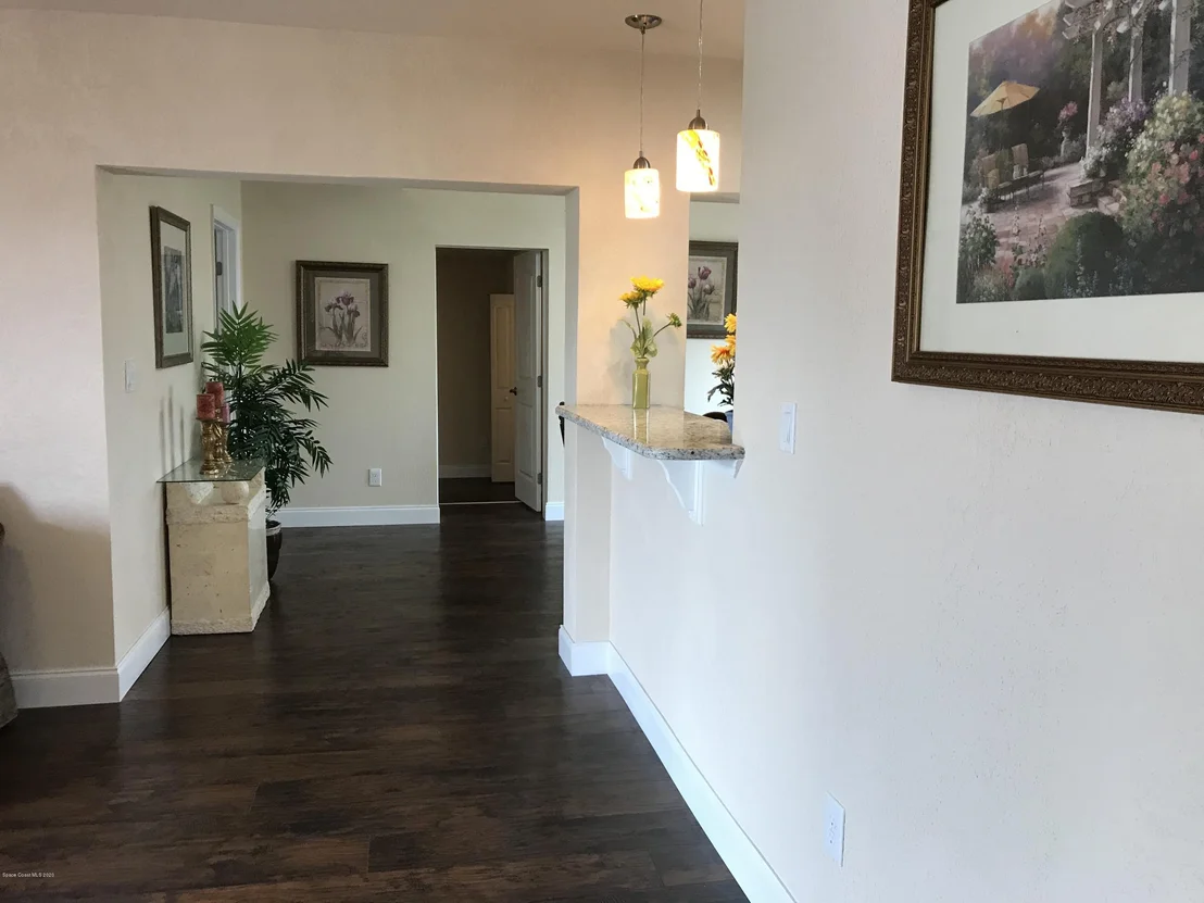 Photo of 3201 Ideal Avenue NE