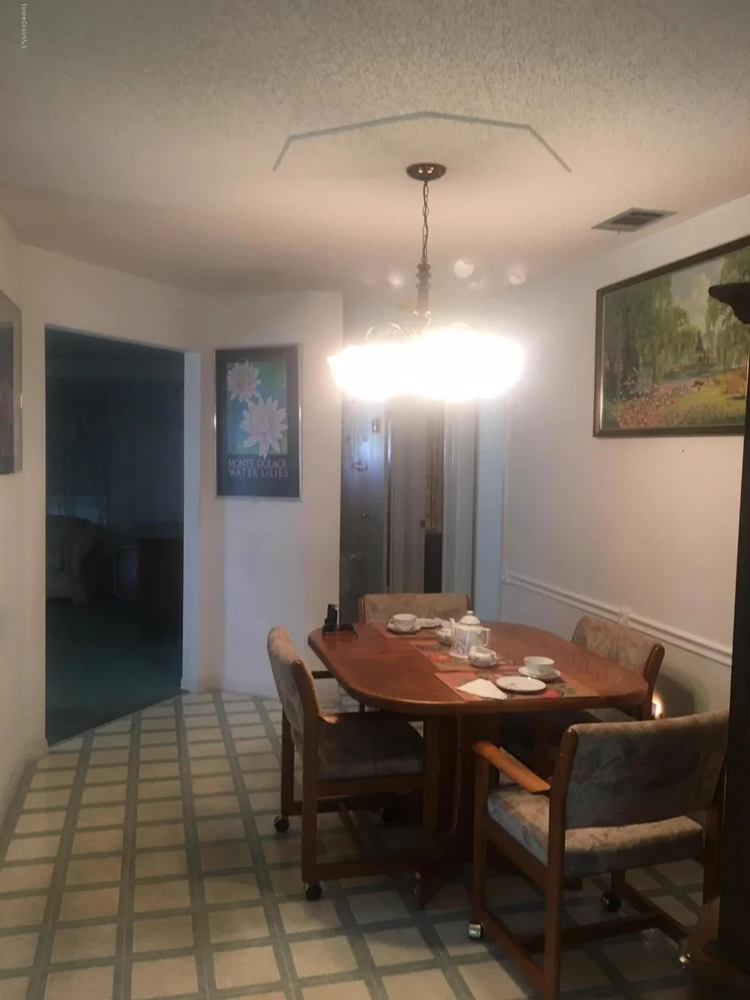 Photo of 655 Walnut Drive