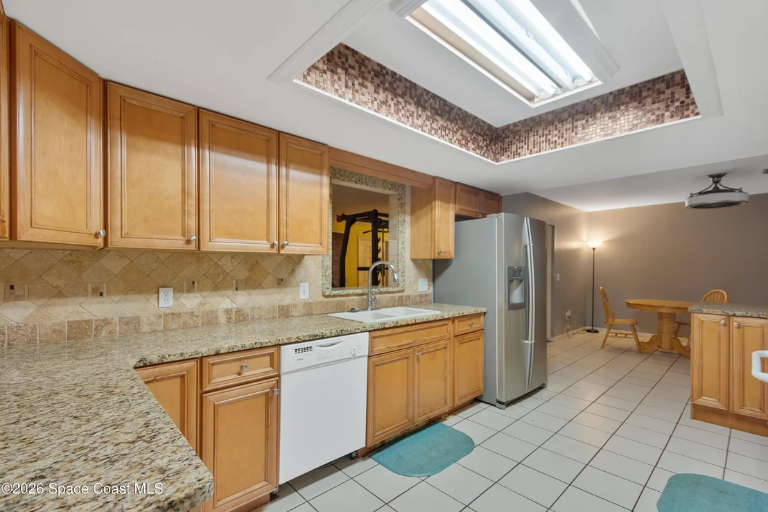 Photo of 697 Barber Street