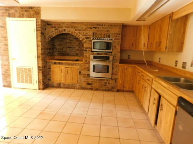 Photo of 1315 War Eagle Boulevard