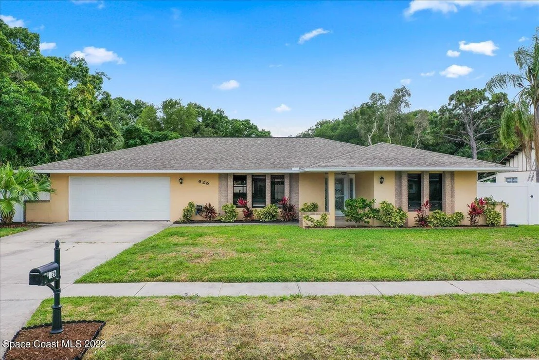 Photo of 926 Waialae Circle NE