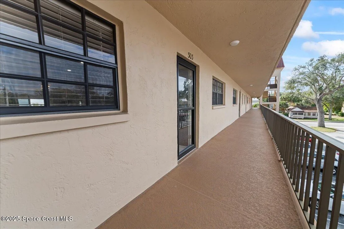 Photo of Unit 303 at 1049 Rockledge Drive