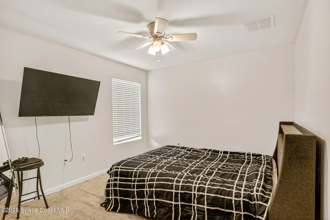 Photo of 547 Trymore Drive SE