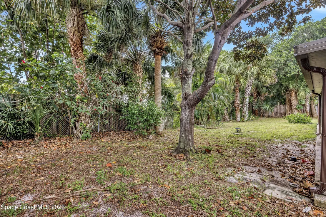 Photo of 521 Andrews Drive