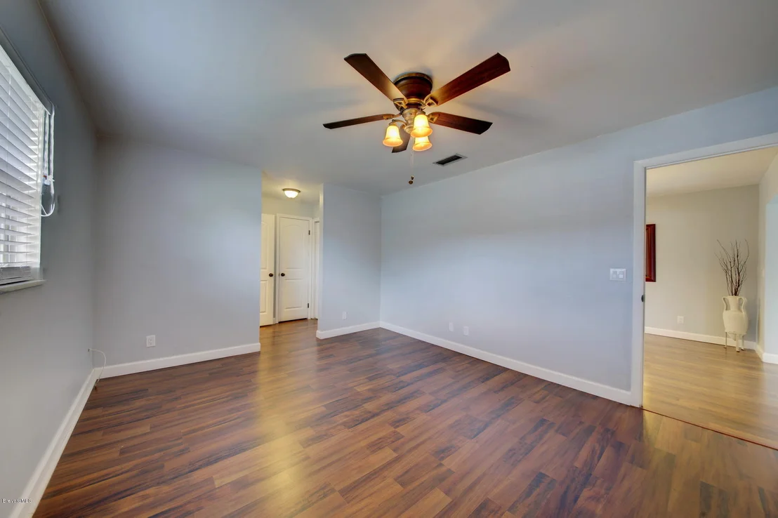 Photo of 1284 Troon Way