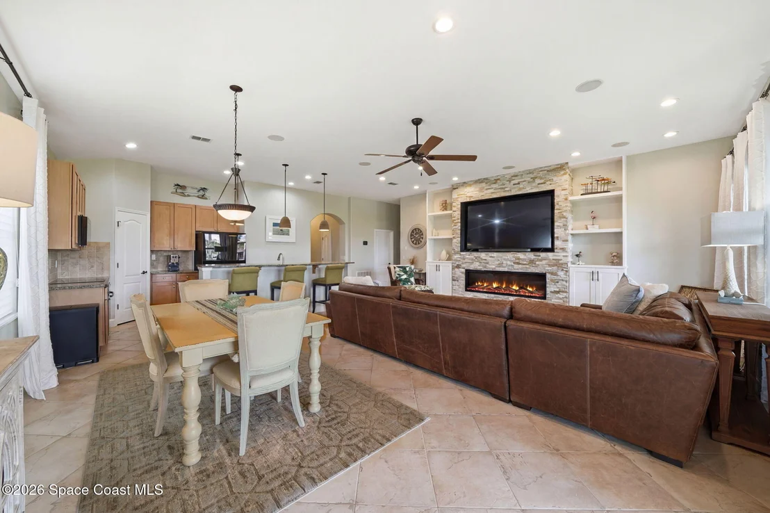 Photo of 688 Monterey Drive