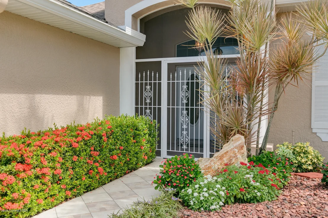 Photo of 4628 Alamanda Drive
