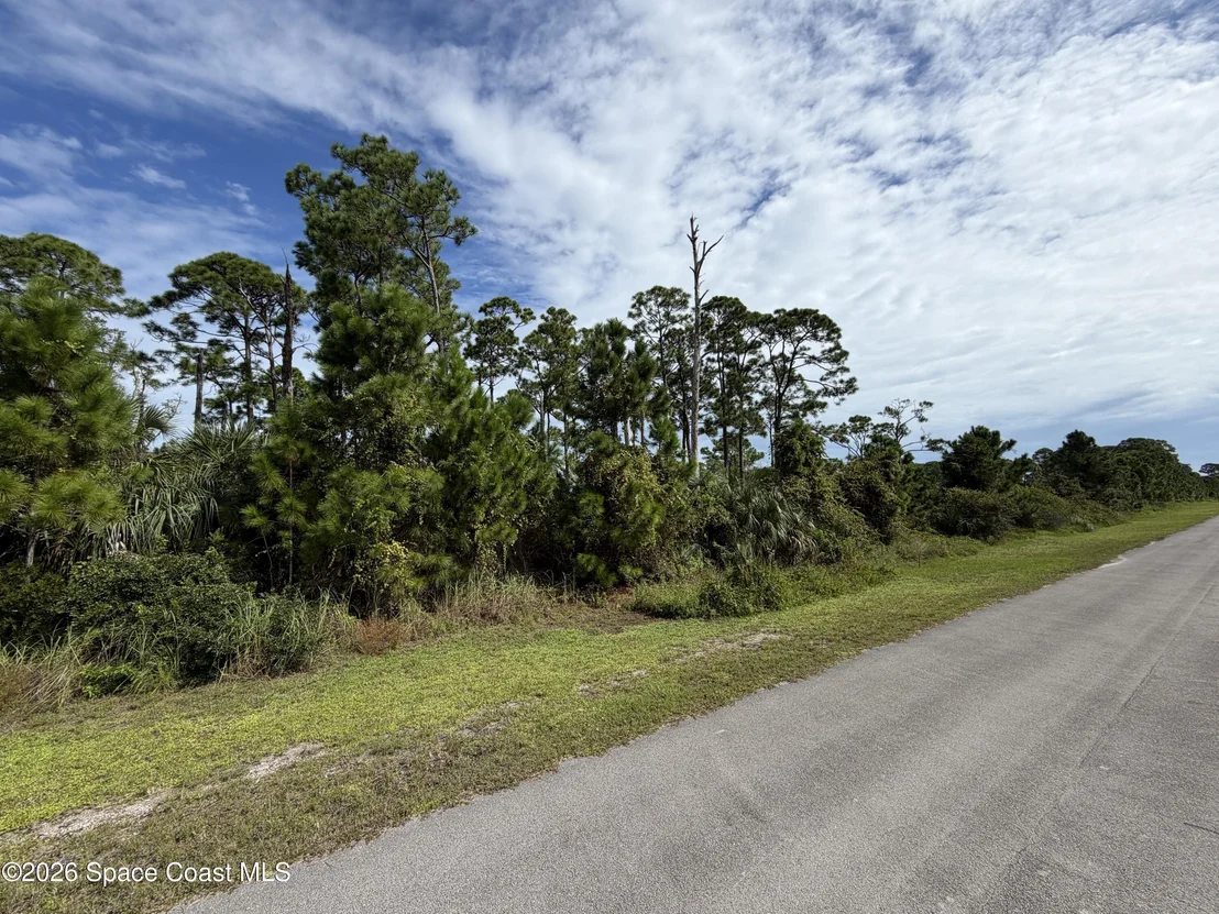 Photo of 2542 Westhorpe Drive