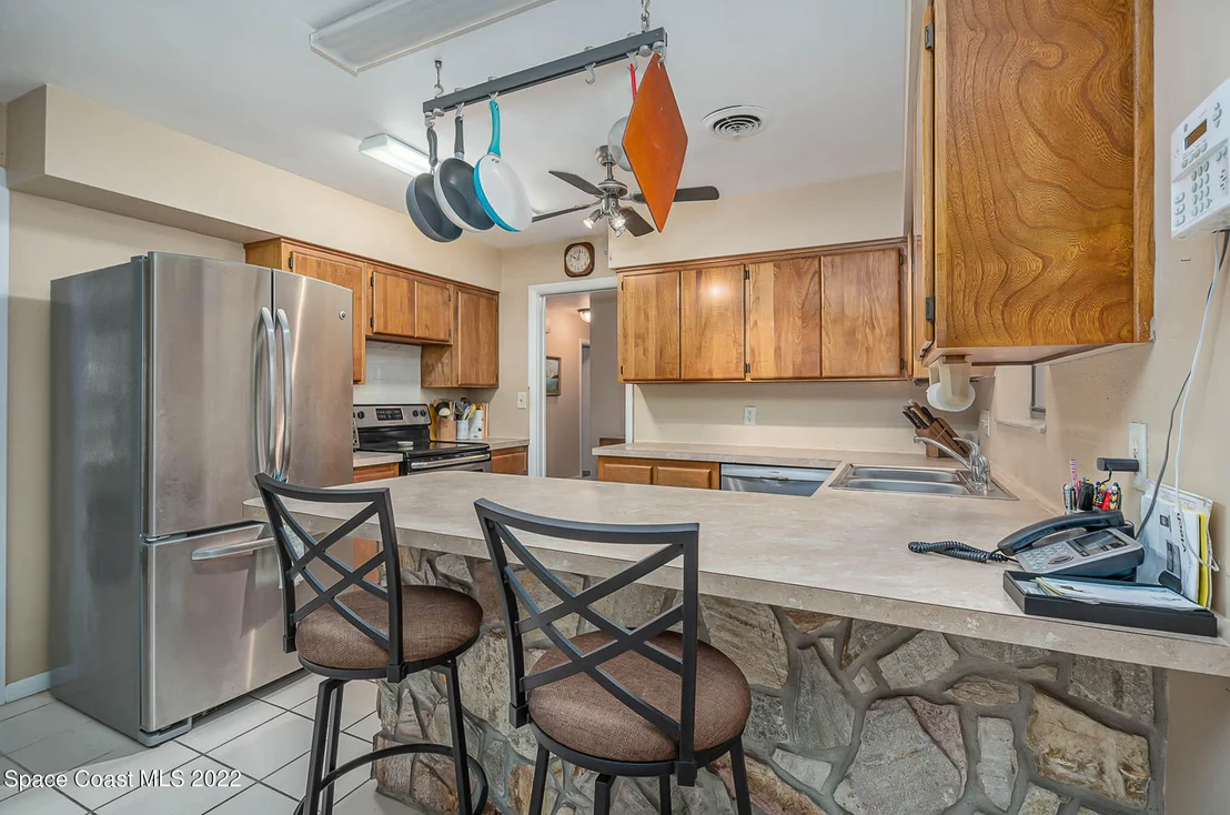 Photo of 1037 Fairlawn Drive