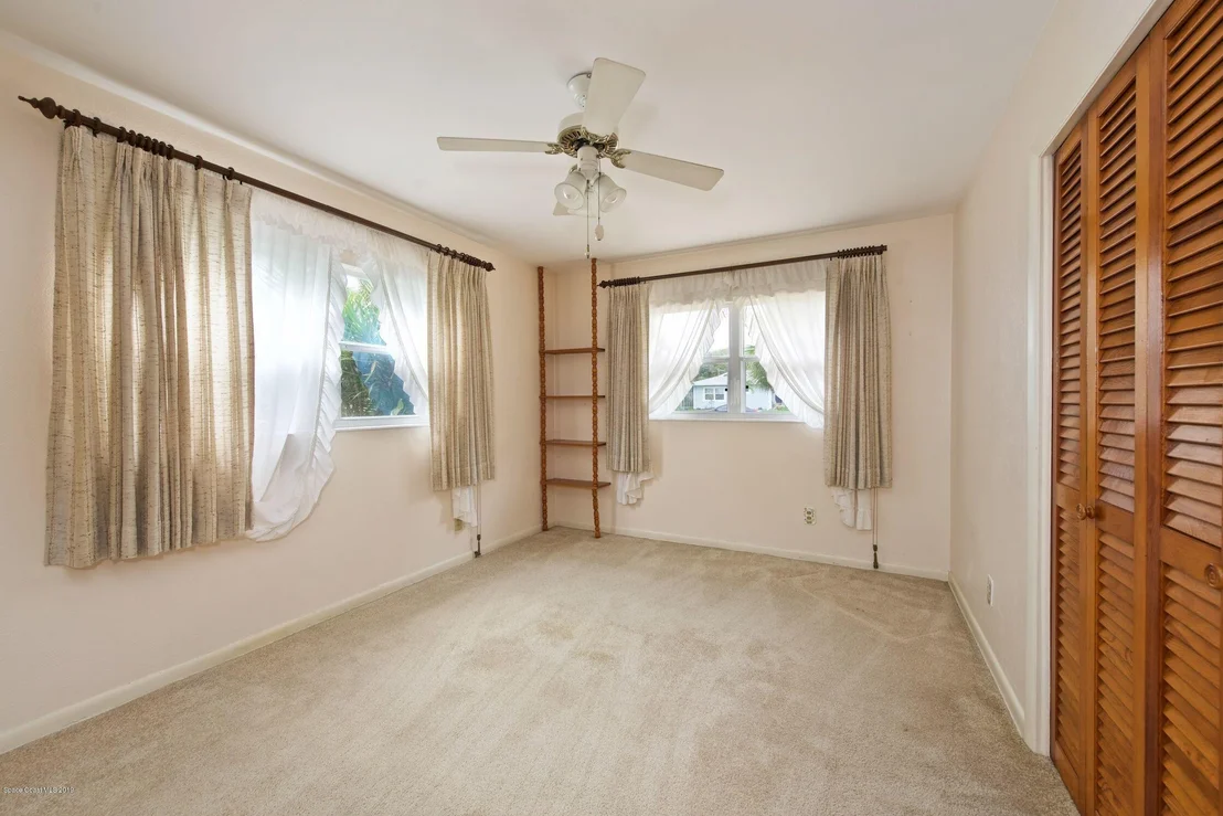Photo of 307 Hibiscus Trail