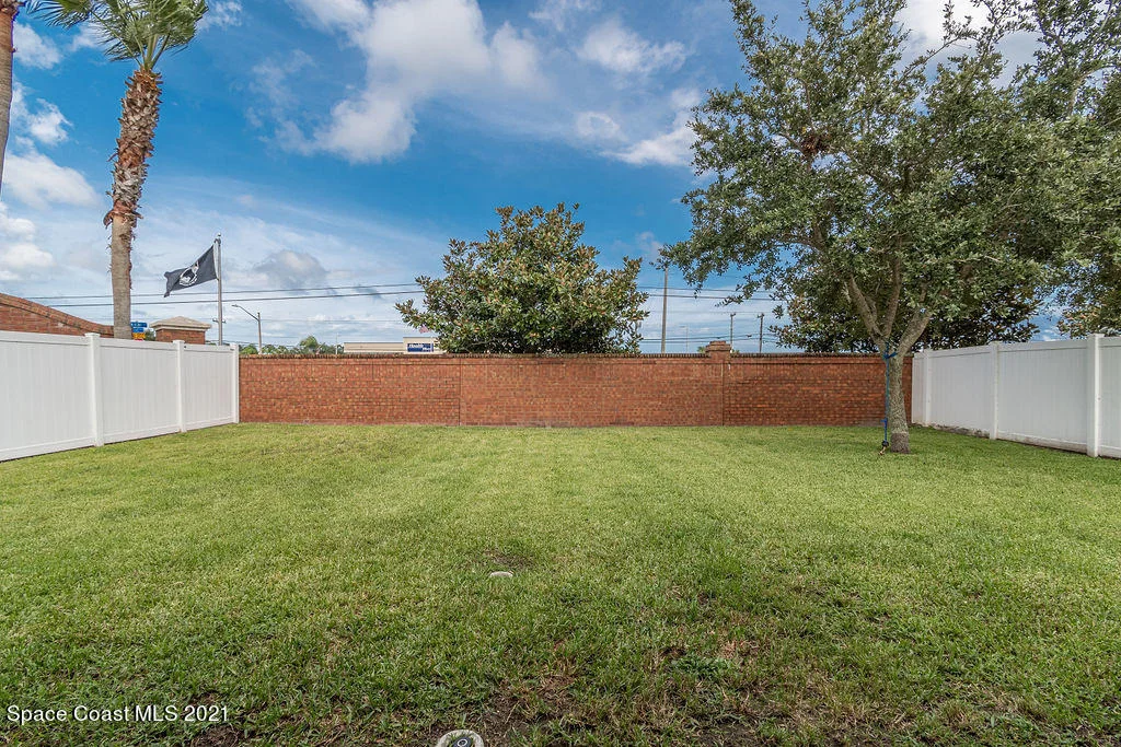 Photo of 2440 Bridgeport Circle