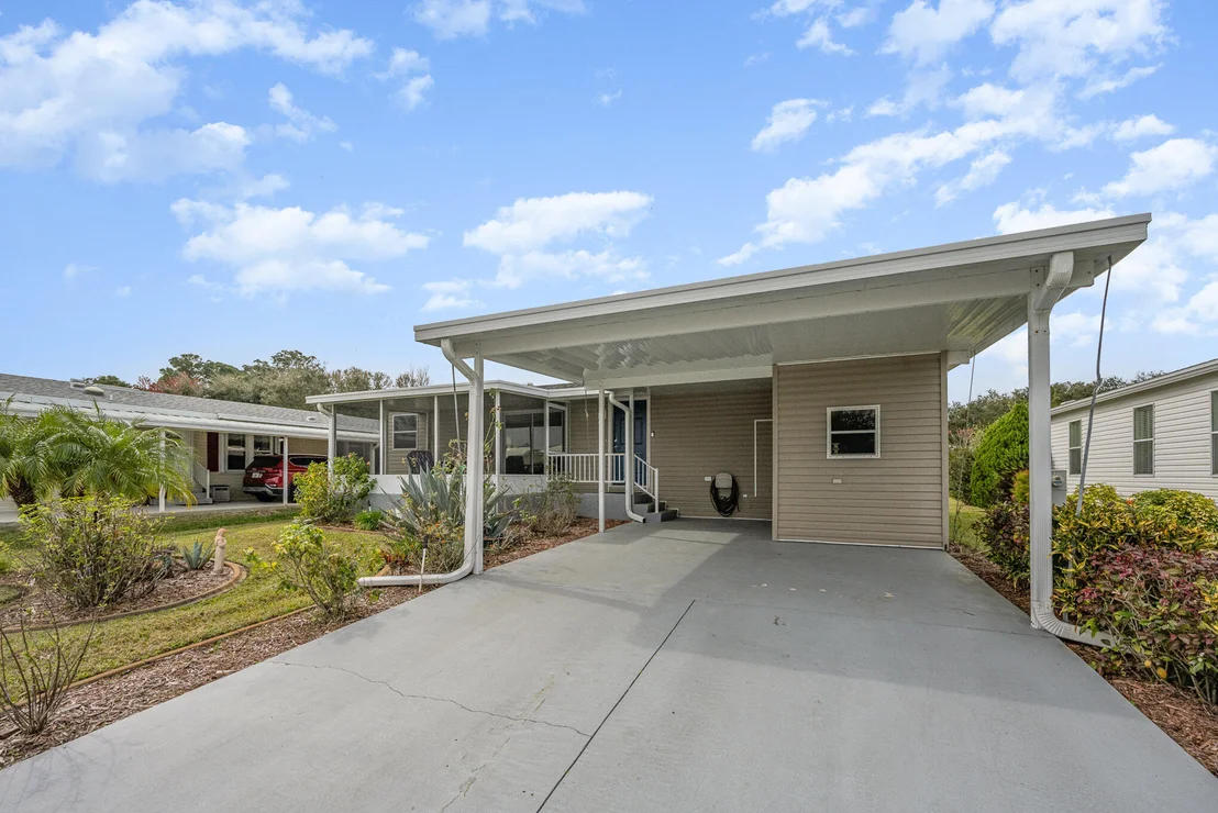 Photo of 285 Outer Drive