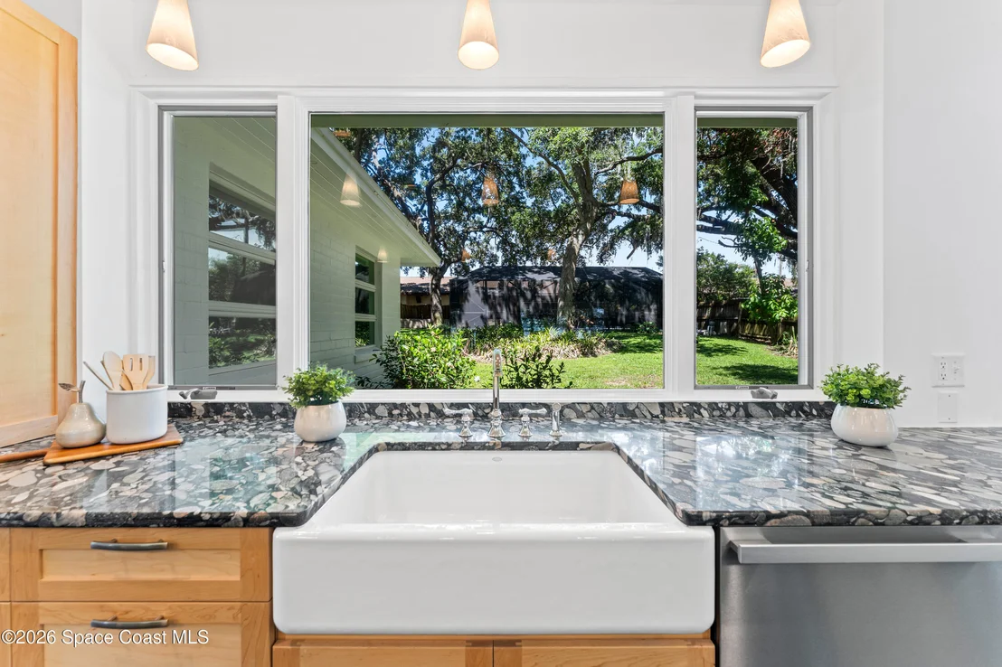 Photo of 1001 N Indian River Drive