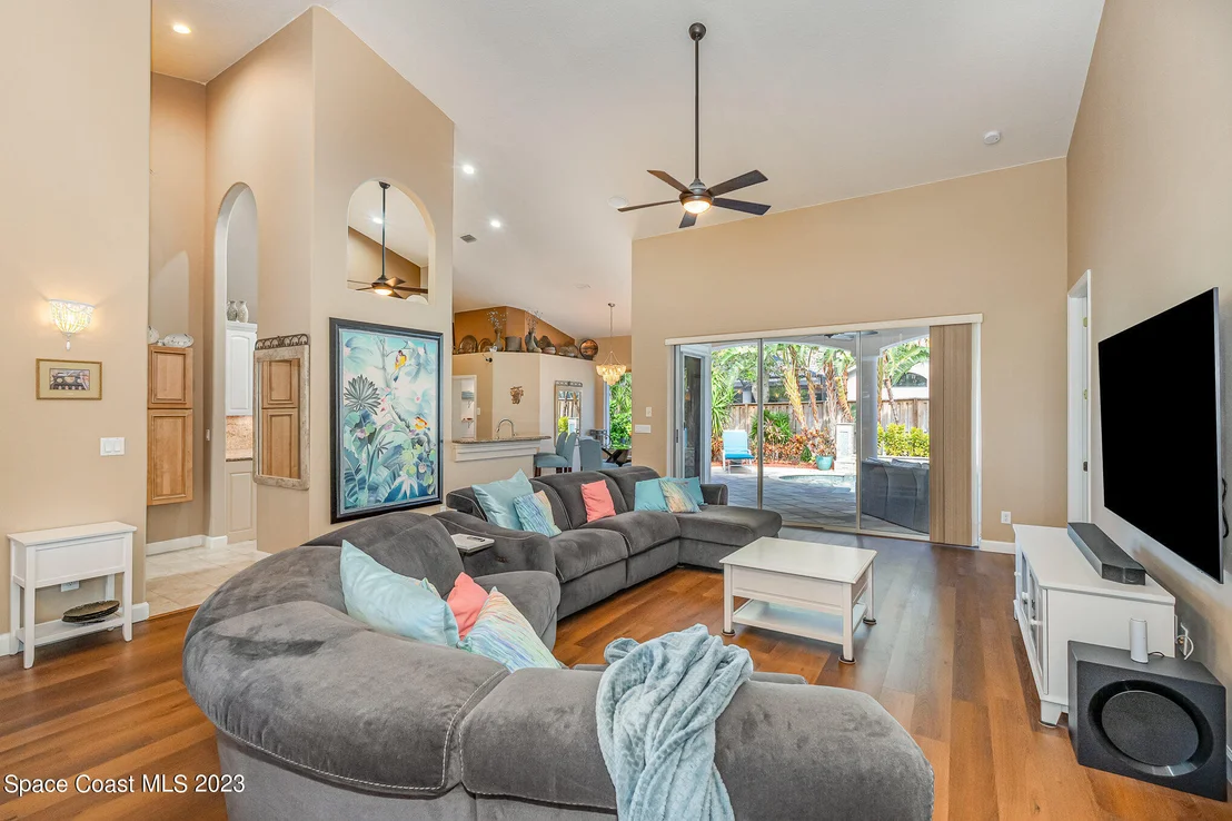 Photo of 426 Southampton Drive