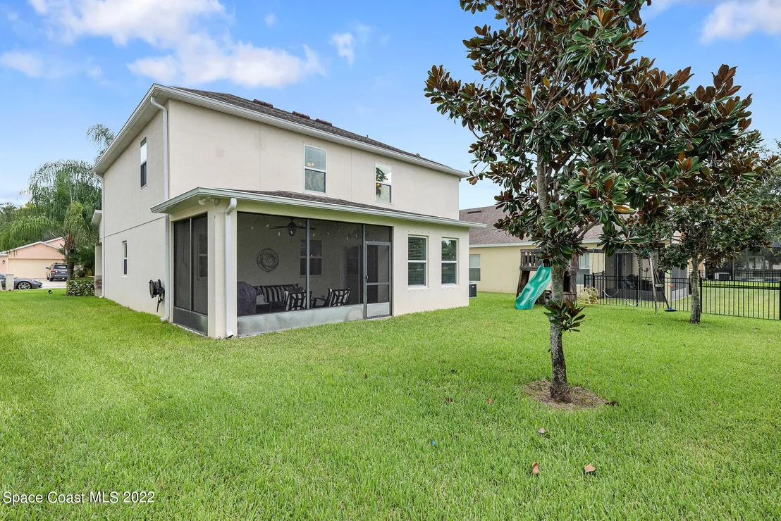 Photo of 744 Breakaway Trail